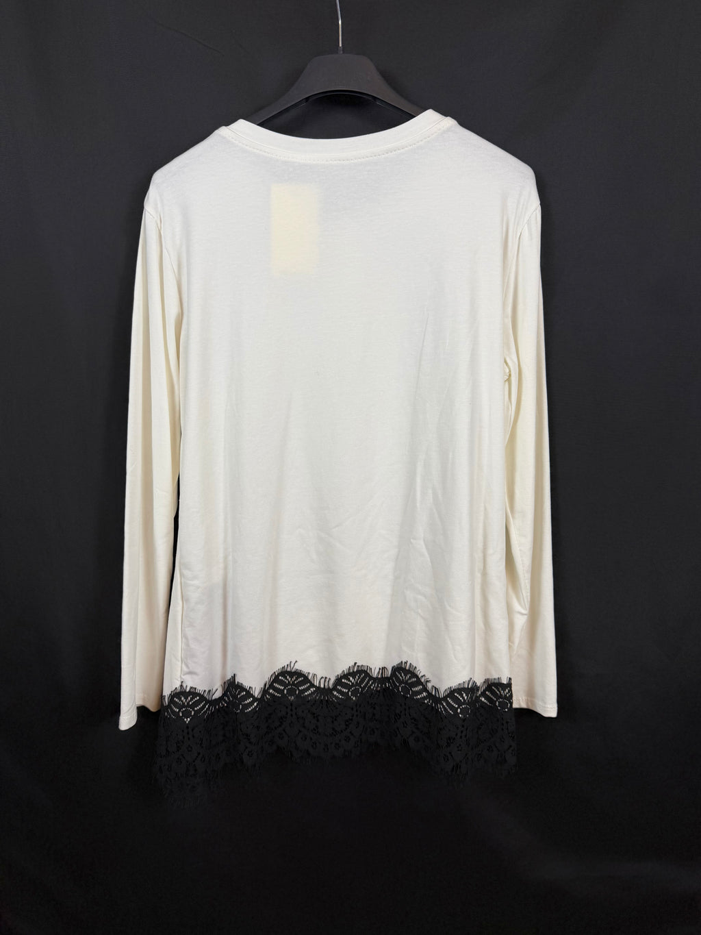 T-shirt a maniche lunghe e pizzo