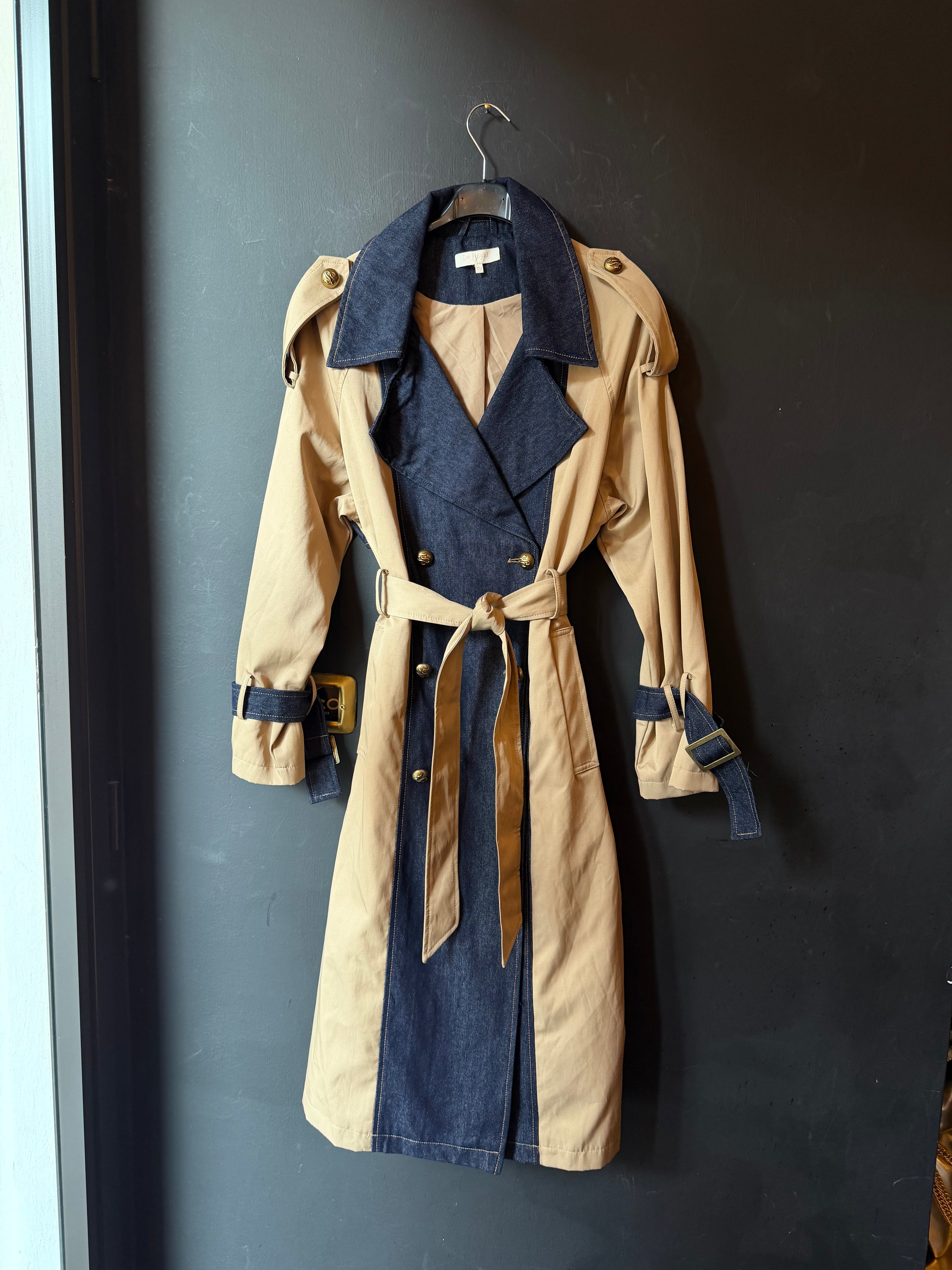 Trench lungo