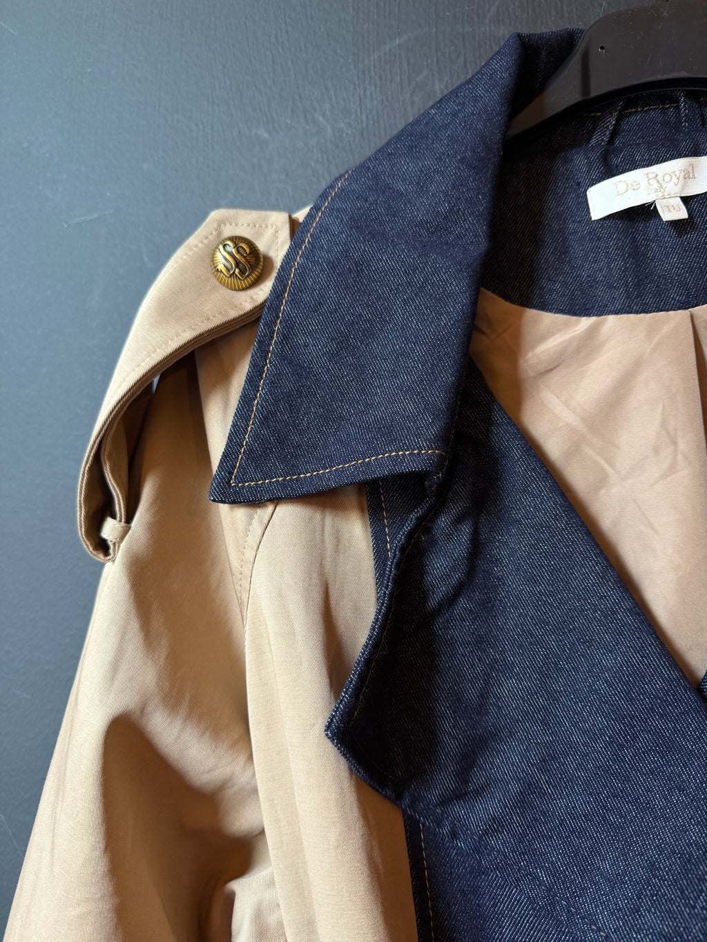 Trench lungo