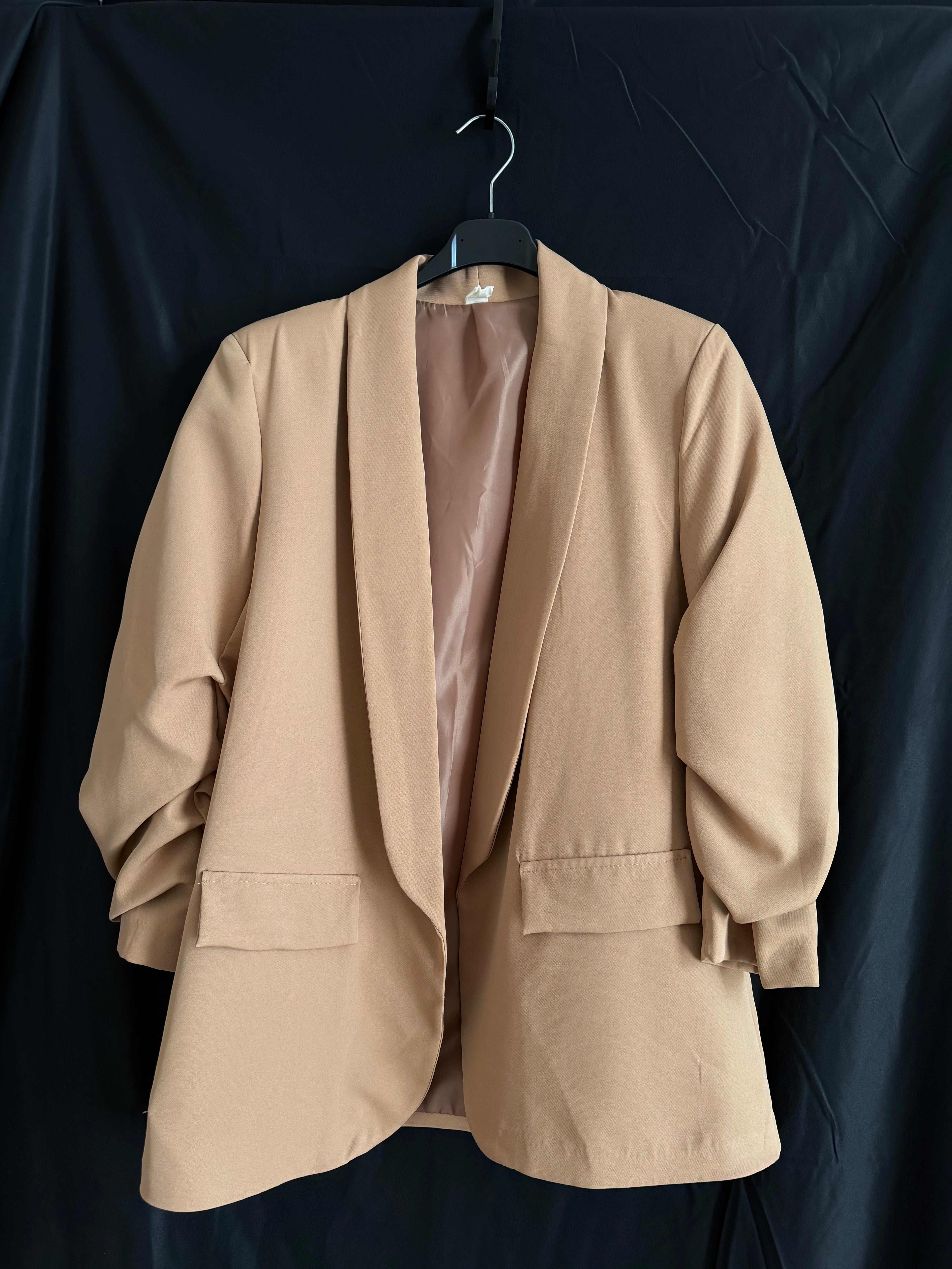 Blazer maniche ricce