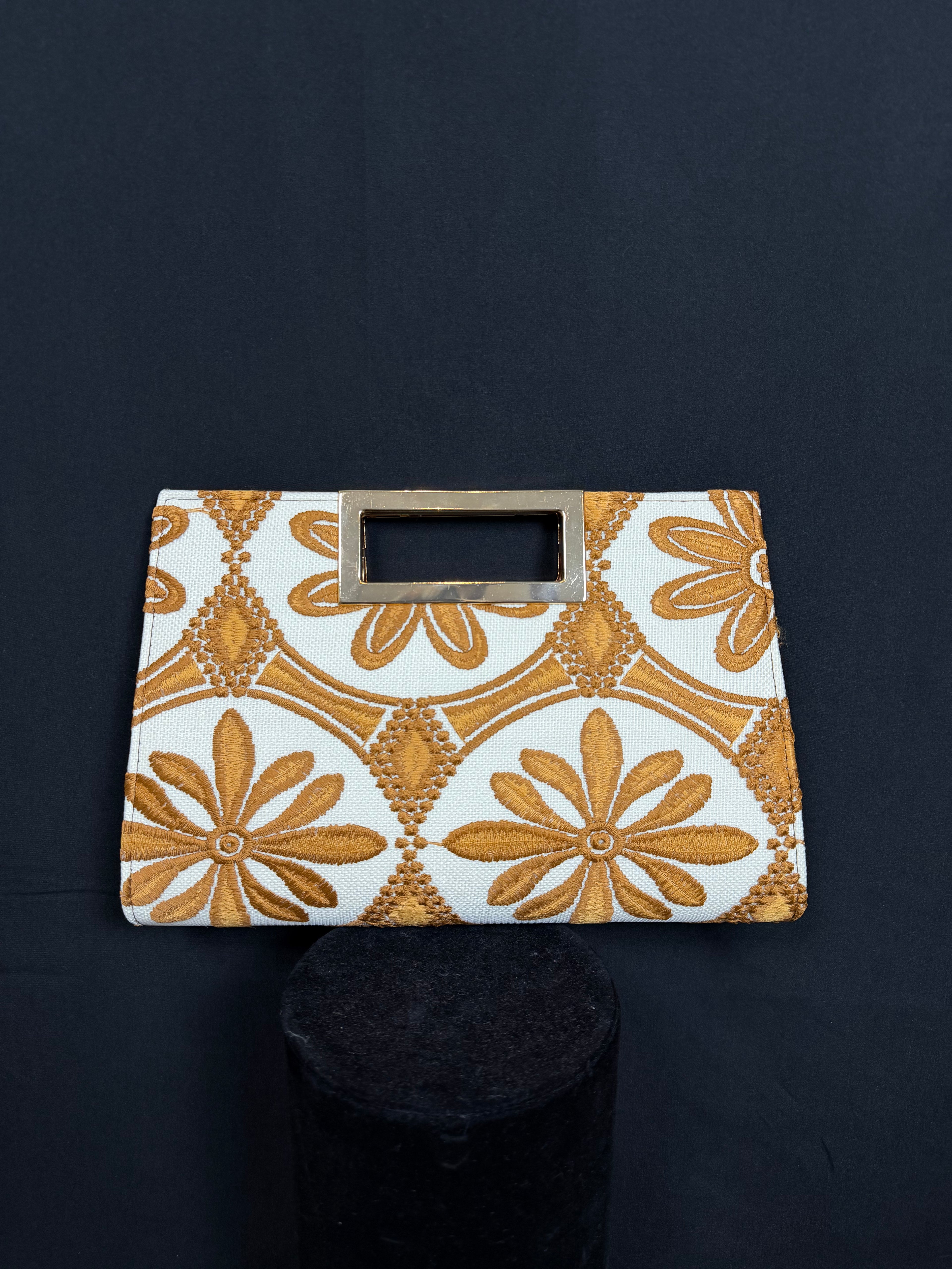 pochette fina