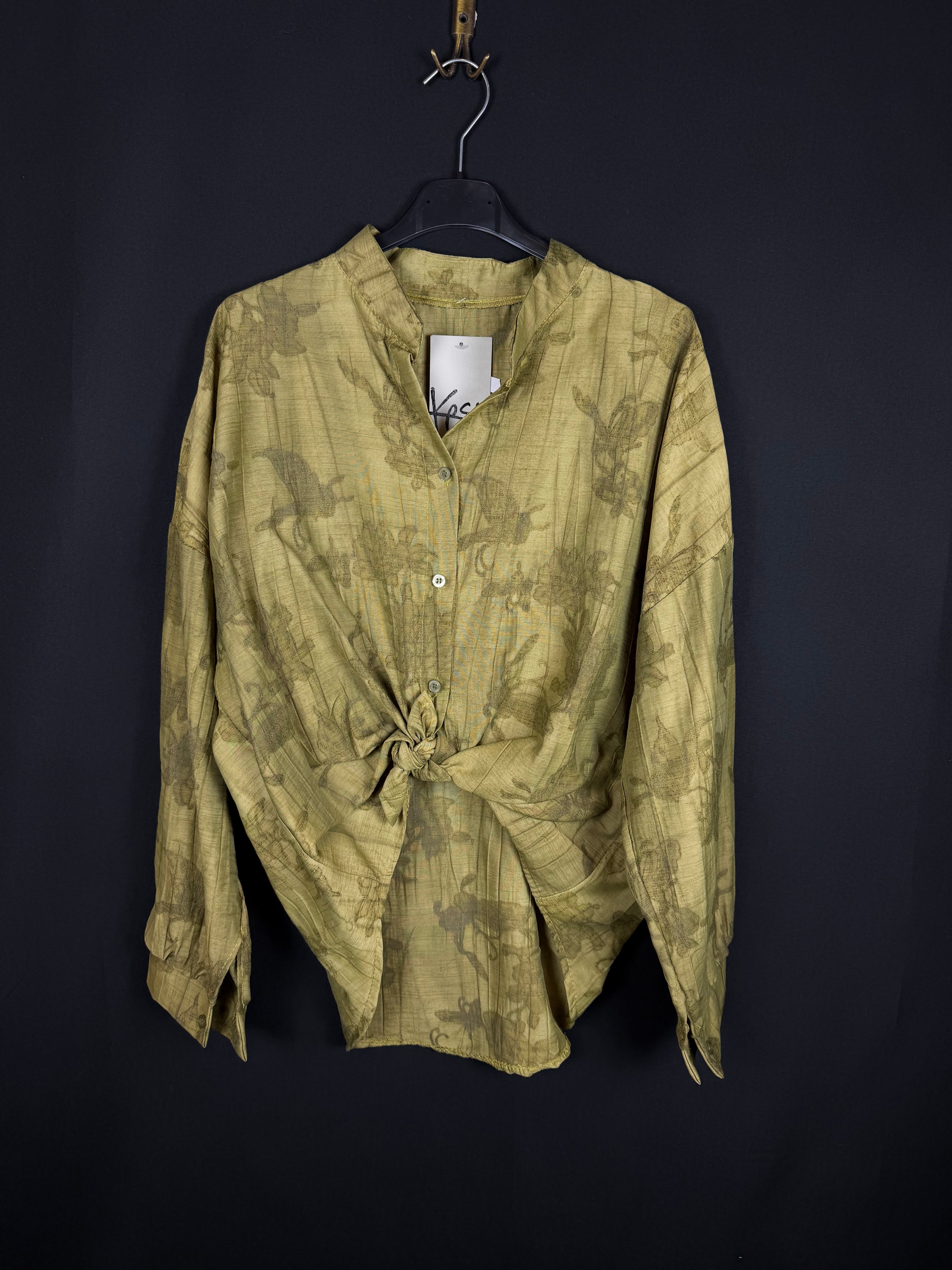 Camicia tono su tono